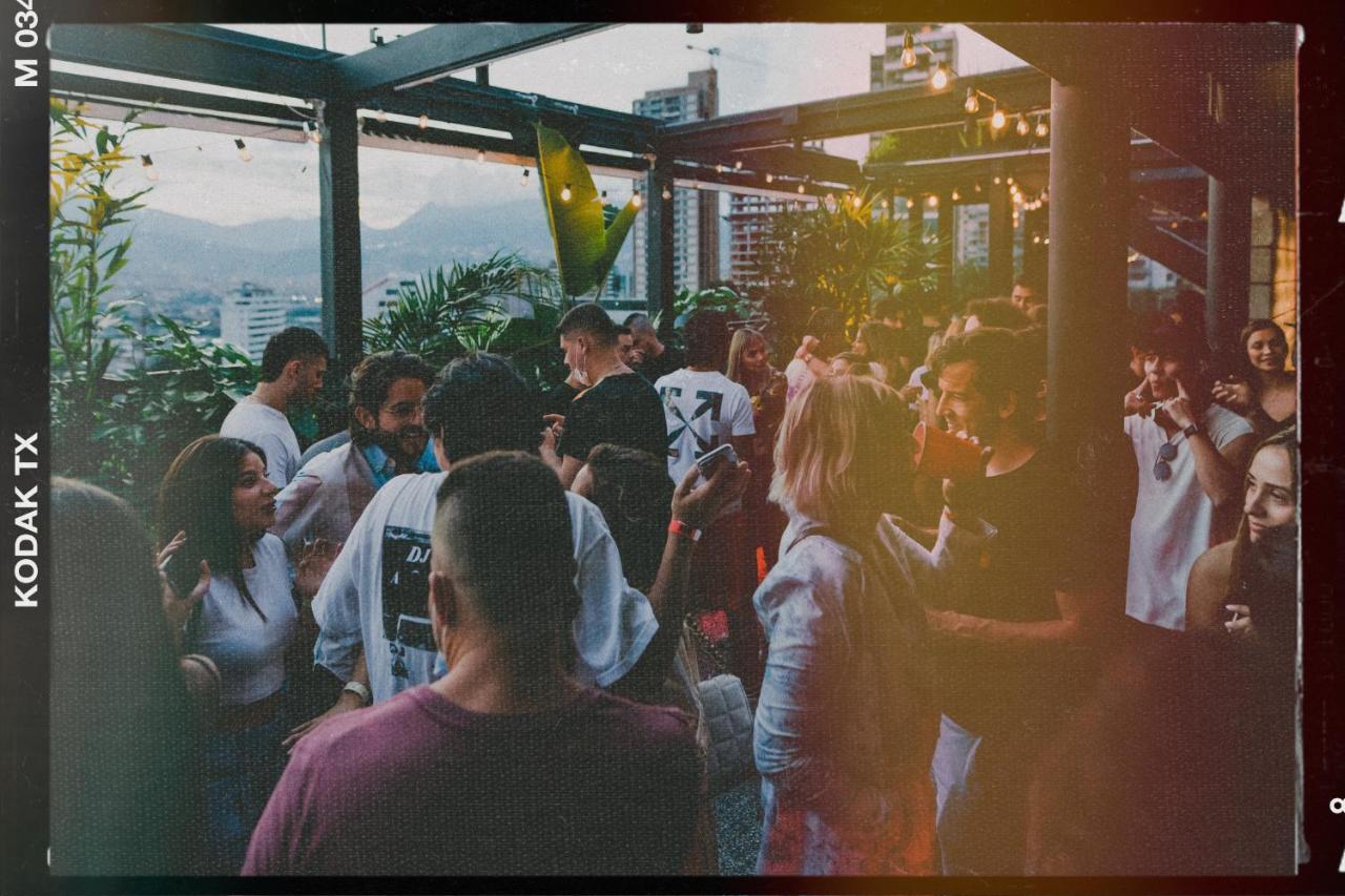 The Somos Beats Hotel & Rooftop Medellin Bagian luar foto